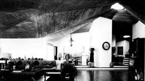 Casa na Praia do Mar Casado, Guarujá, 1964, arquiteto Eduardo Longo [Arquivo Edith Galote]