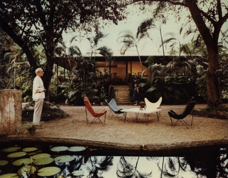Casa Klumb desde el jardín [sin fecha] [Colección Henry Klumb, AACUPR]