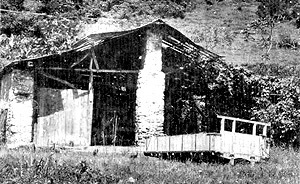Ruins of the Engenho dos Erasmos, as they met in 1950 [SANTOS, Francisco Martins dos; LICHTI, Fernando Martins de. Op. cit]
