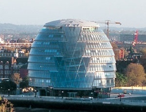 Prefeitura de Londres. Arquiteto Norman Foster [Foster and Partners]