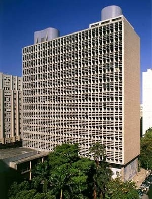 Ministério da educação e Saúde – Marco Tecnológico Brasileiro [FRAMPTON, Kenneth. História crítica da arquitetura moderna, São Paulo, Martins Fontes, 200]