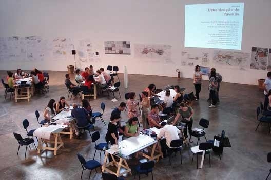 Espaço da Oficina.NonaBia – 9ª Bienal Internacional de Arquitetura de São Paulo. 2011<br />Foto Maria Augusta Justi Pisani 