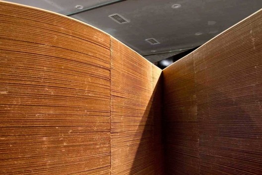 “O outro, o mesmo”, terreiro da 29ª Bienal de Arte de São Paulo, 2011. Arquiteto Carlos Teixeira