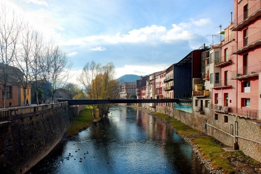 Teatro e Espaço Público Aberto La Lira, 2011, Ripoll, Girona, Espanha. Em colaboração com J. Puigcorbé<br />Foto Hisao Suzuki 