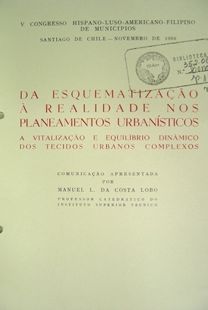 Frontispício de Tese apresentada no V Congresso Iberoamericano de Municipios. Santiago do Chile, 1969. O texto integral constava dos arquivos da Biblioteca do Instituto Brasileiro de Administração Municipal [Biblioteca Instituto Brasileiro de Administração Municipal]