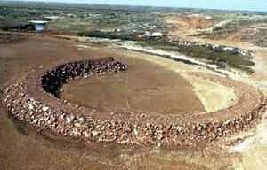 Robert Smithson, Amarillo Ramp, Tecovas Lake, Amarillo, Texas 1973 [www.robertsmithson.com]