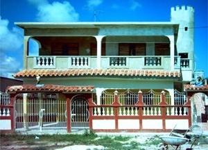 Casa del nuevo rico. Boca Camarioca<br />Foto: Kirenia Rodríguez 