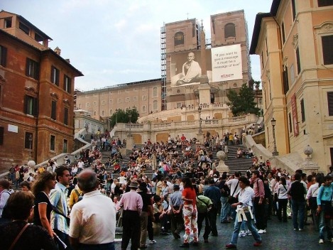 Figura 16 – Piazza di Spagna –Escadaria. Contaminação constitutiva. Espaço suporte- Reprogramações – Praça. São Paulo- Brasil. Roma – Italy<br />Foto Ana Villanueva 