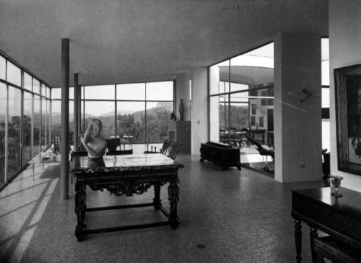 Interior da sala da Casa de Vidro, São Paulo, 1951