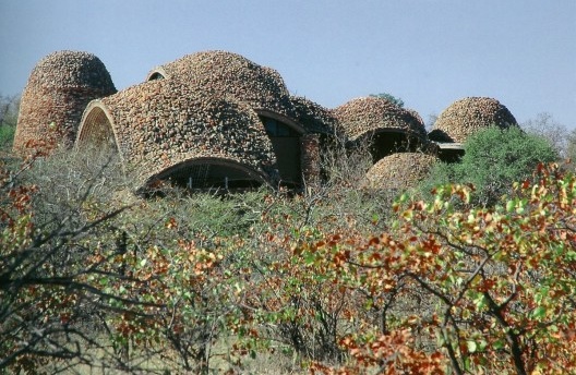 Peter Rich, Centro de intepretação no Parque Nacional e Paisagem Cultural de Mapungubwe, Limpopo, República Sul-africana<br />Foto divulgação 
