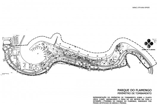 Parque do Flamengo - Perímetro do tombamento. Representação do perímetro de tombamento sobre a planta geral (1965), assinalando a faixa de 100 metros em toda a extensão litorânea do Parque do Flamengo, margeado por praias artificiais e pedras [MINC/IPHAN/6ªSR]