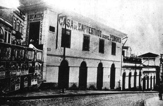 Imagem da contracapa<br />Foto divulgação 
