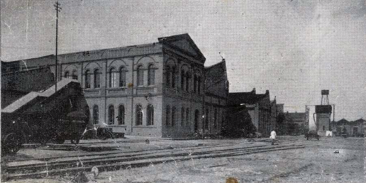 Vista para a seção Sul das oficinas da CPEF em Jundiaí no início do século 20<br />Foto divulgação, 1918  [Filémon Pérez <i>Album ilustrado da Companhia Paulista</i>]