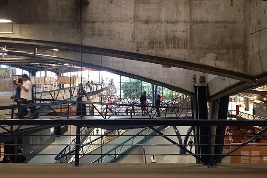 Centro Cultural de São Paulo, arquitetos Eurico Prado Lopes e Luiz Benedito Castro Telles<br />Foto Abilio Guerra 