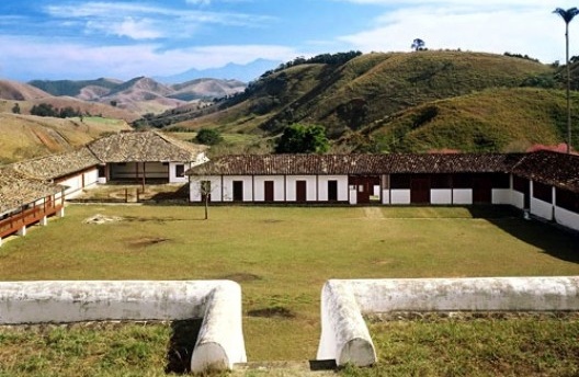 Fazenda Pau D’Alho, São Luiz do Barreio SP<br />Foto Nelson Kon 