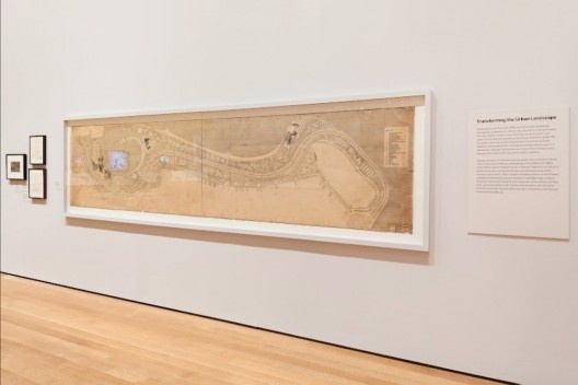 Vista do projeto de paisagismo para o Parque do Flamengo na exposição <i>Latin America in Construction: Architecture 1955–1980</i>, MoMA, 2015<br />Foto Thomas Griesel  [Cortesia MoMA NY]