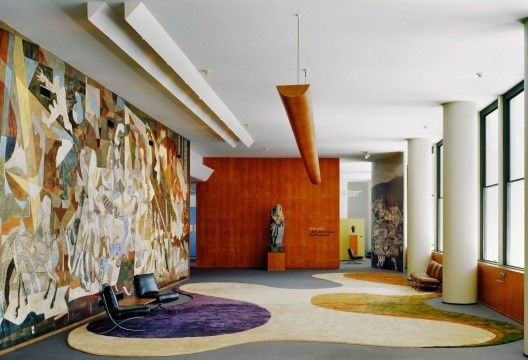 Ministério da Educação e Saúde, posteriormente Ministério da Educação e Cultura e atual Palácio Capanema, Rio de Janeiro RJ Brasil, 1936-1945. Arquitetos Lúcio Costa, Oscar Niemeyer, Affonso Eduardo Reidy, Jorge Moreira, Carlos Leão e Ernani Vasconcellos<br />Foto/Photo Nelson Kon 