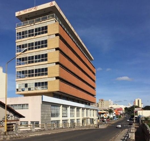 Instituto Nacional de Serviço Social, tombado em 2004 pelo Condepac e atualmente subutilizado<br />Foto das autoras 