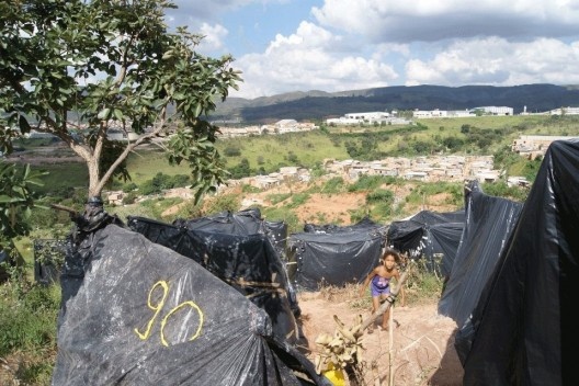 Ocupação Eliana Silva, Bairro Barreiro, Belo Horizonte, abril de 2012<br />Foto Marco Antonio Souza Borges Netto  [divulgação]