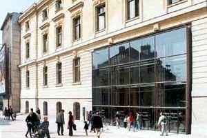 Grande Galeria da Evolução, Paris. Entrada do público