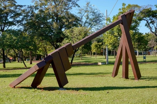 <i>Eixo paralelo de rotação da terra</i>, 1989<br />Foto Melissa Vendite 