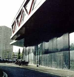 Liceu Massimilian Perret, Alfortville, Paris, França, outubro 1998 – M. Fuksas. Biblioteca/Salas de tecnologia