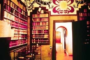 2. Angel Guido. Detalle de la Biblioteca de la casa de Ricardo Rojas (1927). Buenos Aires (Argentina).
