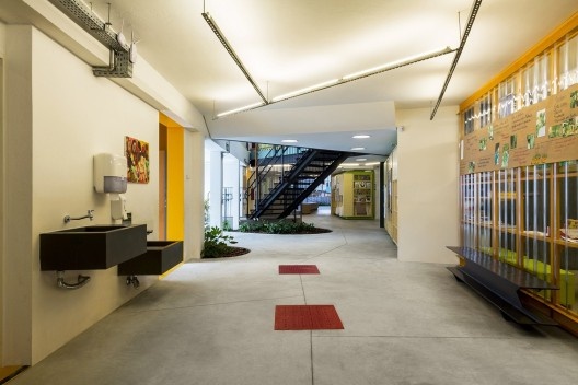 Wish School, São Paulo SP Brasil, 2016. Arquitetos Alexandre Gervásio, Erico Botteselli, Lucas Thomé e Pedro de Bona / Grupo Garoa Arquitetos Associados<br />Foto Pedro Napolitano Prata  [Acervo Grupo Garoa]