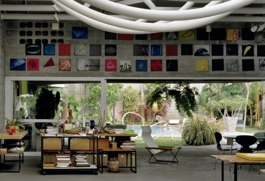 Residência Tomie Ohtake, São Paulo, 1966. Arquiteto Ruy Ohtake<br />Foto Nelson Kon  [GUERRA, Abilio; ROMANO, Silvana. <i>Ruy Ohtake, arquiteto</i>. São Paulo, Romano Guerra/In]