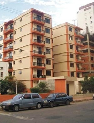 Ed. Ana Catarina, Av. P.H. Rolfs - Centro, 1980. Edifício da década de 80, dos primeiros exemplares com mais de 10 pavimentos [OLIVEIRA, L. F. & CARVALHO, A. W. B. Relatório Final de Pesquisa, 2006]