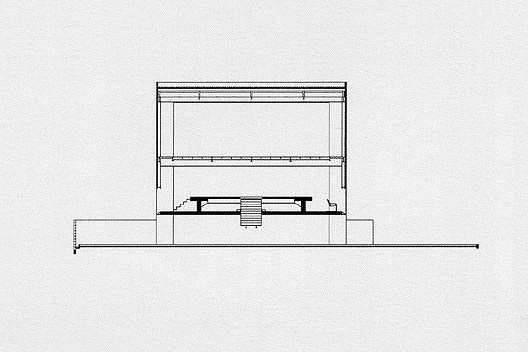 Loja Forma, corte transversal, São Paulo, 1987. Arquiteto Paulo Mendes da Rocha<br />Imagem divulgação  [PIÑÓN, Helio. Paulo Mendes da Rocha. São Paulo, Romano Guerra Editora, 2002]