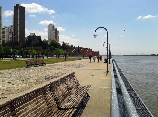 Parque Nacional à Bandeira, Rio Paraná e Centro Cultural Parque Espanha<br />Foto Roberto Ghione 