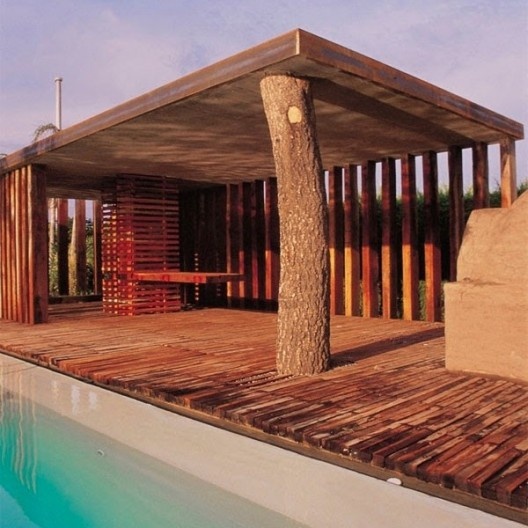 Quincho, Rafael Iglesia<br />Photo Gustavo Frittegotto  [A+U Magazine]