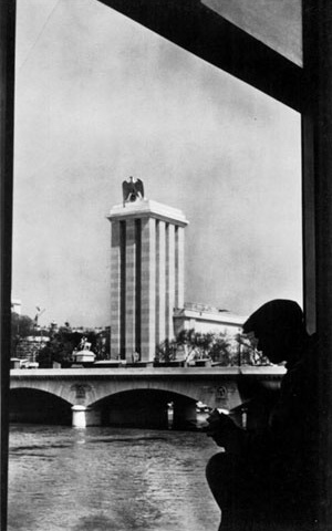 Exposição Internacional de Paris em 1937. O Pavilhão Alemão de Albert Speer