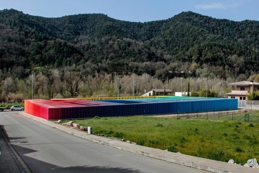 Jardim de Infância El Petit Comte, 2010, Besalú, Girona, Espanha. Em colaboração com Puigcorbé<br />Foto Hisao Suzuki 