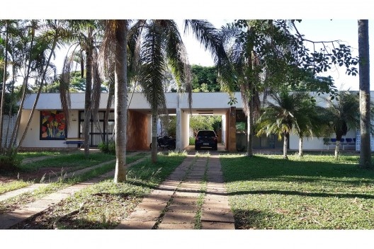 IFSP Campus Botucatu, vista parcial dos blocos administrativos, Botucatu SP, 1962. Arquiteto Hélio Pasta / Usinas Elétricas do Paranapanema S.A<br />Foto João Fernando Blasi de Toledo Piza 