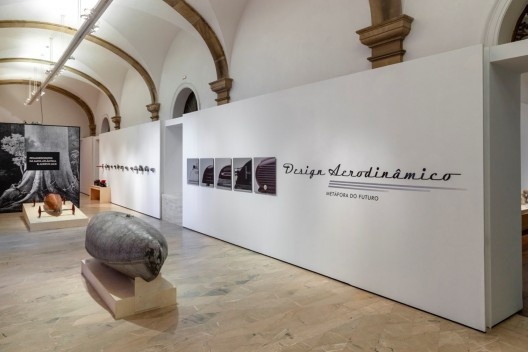 Museu da Casa Brasileira, exposição “Design aerodinâmico – Metáfora do futuro”. Curadoria Adélia Borges e Patrícia Fonseca. São Paulo, 21 de abril a 03 de junho de 2018<br />Foto divulgação  [Museu da Casa Brasileira]