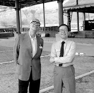  Roberto Cerqueira César e Paulo Bruna. Fonte: Rino Levi – Arquitetura e Cidade. Anelli, Renato; GUERRA, Abilio; KON, Nelson. São Paulo, Romano Guerra Editora, 2001