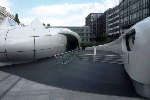 Mobile Art Chanel Contemporary Art Container, Hong Kong, Tóquio, Nova York, Paris, 2008-2010, arquiteta Zaha Hadid<br />Foto Marcio Novaes Coelho Jr. 