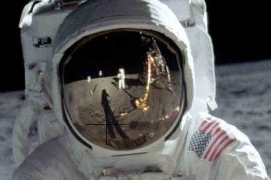 Edwin Aldrin no Mar da Tranquilidade na Lua, detalhe<br />Foto Neil Armstrong  [Nasa – National Aeronautics Space Administration]