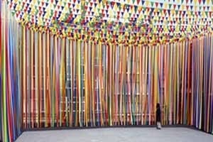 CIVA – Centre International pour l'Architecture. Exposição ”Cruauté & Utopie – Villes et Paysages d'Amérique Latine”, 23 de maio a 05 de outubro de 2003. Obra: "Plaza Esperanza" (12m x 19m x 6m)