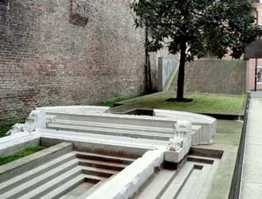 stituto Universitario di Architettura di Venezia, entrada. Arquiteto Carlo Scarpa<br />Foto Abilio Guerra 