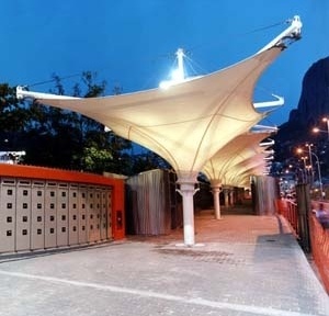 Filiação 10 – Mercado Popular da Rocinha, AAA Azevedo Arquitetos Associados. <br />Foto Celso Brando 