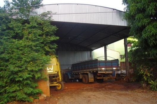 Galpão para o armazenamento de implementos agrícolas em Ângulo/PR<br />Foto das autoras 