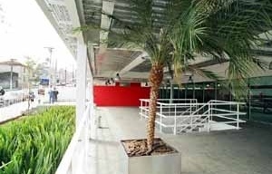 Entrada pavimento térreo<br />Foto de João Xavier 