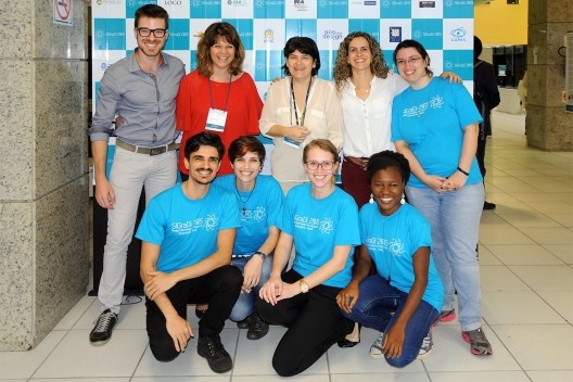 XIX Sigradi Florianópolis 2015, time de organização e apoio, Gabriel, Alice, Regi, Patricia, Alexandra, Hamilton, Fernanda, Katielen e Sandra<br />Foto divulgação 