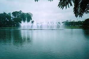 Fontes do Parque do Ibirapuera<br />Foto Wesley Macedo, 2004 