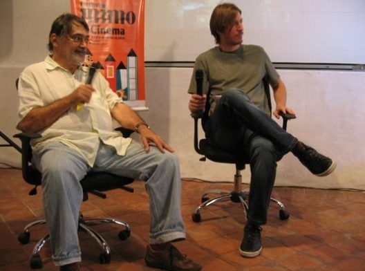 Walter Lima Jr.e Pedro Severian, no debate Música e Cinema - Os Caminhos da Direção e Composição. Mercado da Ribeira, Olinda, MIMO 2010.<br />Foto Eliane Lordello 