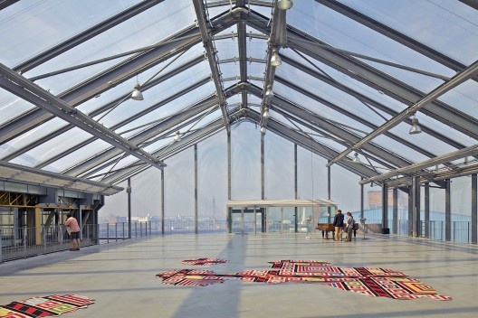 FRAC Nord-Pas de Calais<br />Foto Philippe Ruault  [Pritzker Prize]