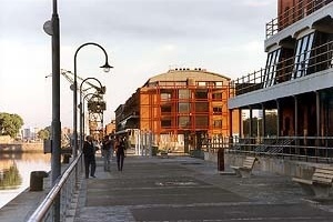 Dock 7 en Puerto Madero, reconversión. Estudio Baudizzone, Lestard & Varas<br />Foto Estudio Alberto Varas 